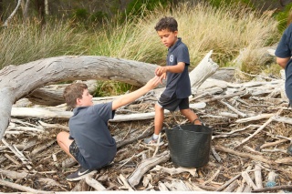Bruny groms cleanup