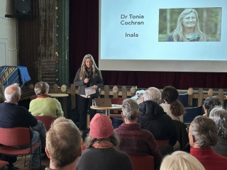 Dr Tonia Cochran