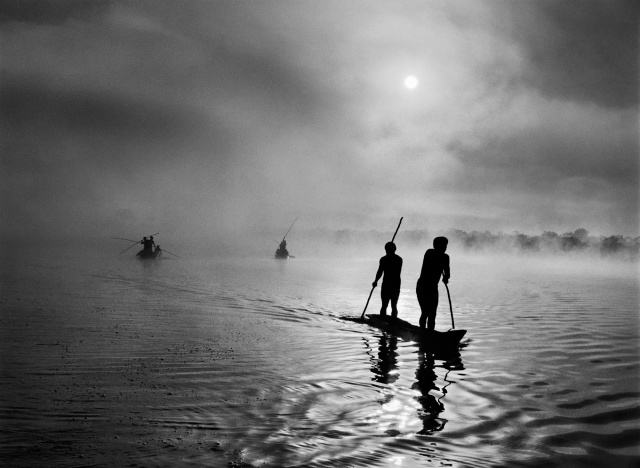 At Daybrek Sebastião Salgado