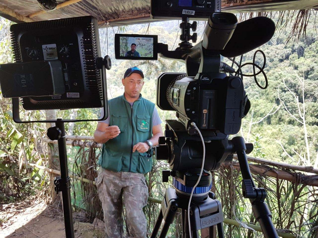 Duco and TV crew - Marcio Conrado